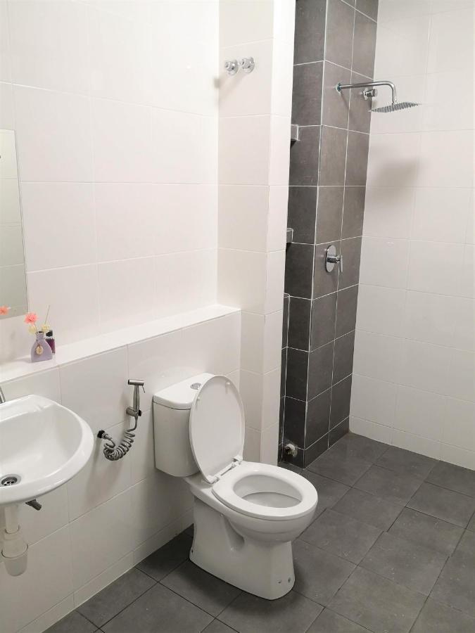 Sparkling Clean Homestay @ Kota Kemuning - Rimbayu Teluk Panglima Garang 외부 사진